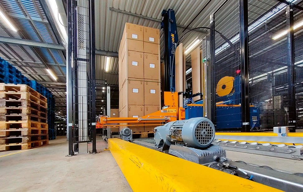 strapping machine background